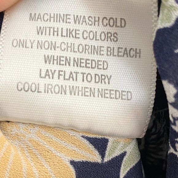 ModCloth Floral Blouse 1X Navy Button Front Tie Waist Boho Cottagecore Top - Picture 4 of 8